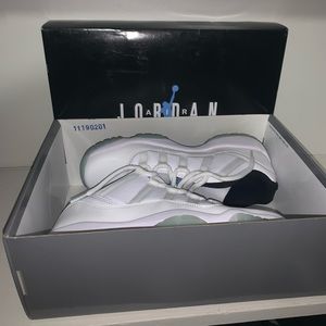 Air Jordan 11 Retro Low 'Legend Blue’ - 7Y